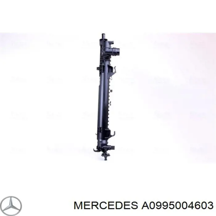 Радиатор охлаждения двигателя Mercedes A0995004603