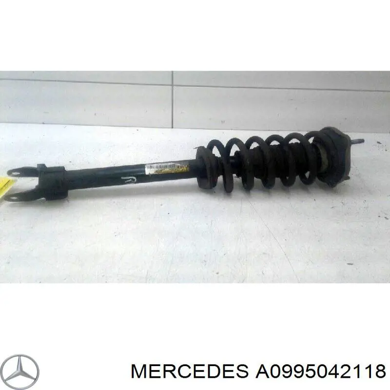  A099504211864 Mercedes