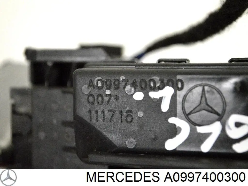 Купить A0997400300 Mercedes Замок задней двери