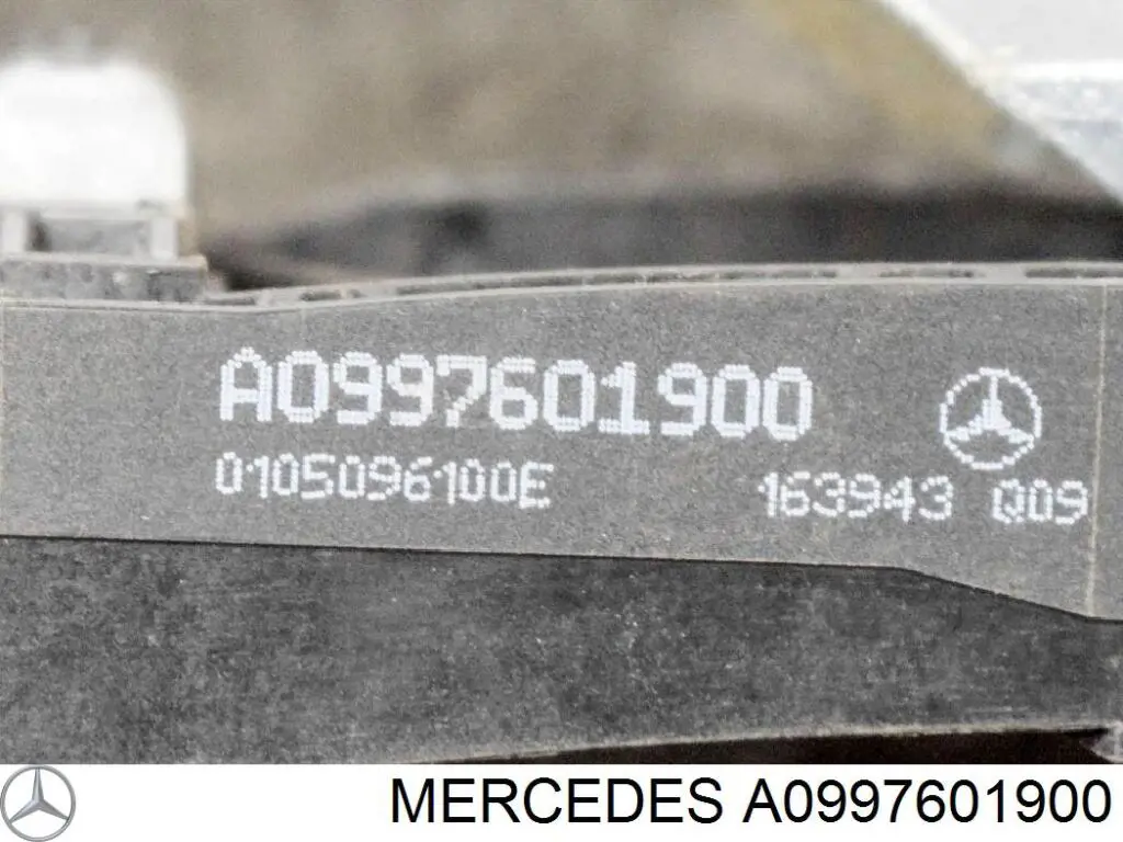 Купить 0997601900 Mercedes Держатель наружной ручки двери передней левой