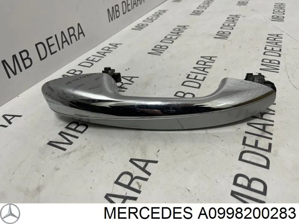 Фонарь подсветки ручки двери передней Mercedes 0998200283