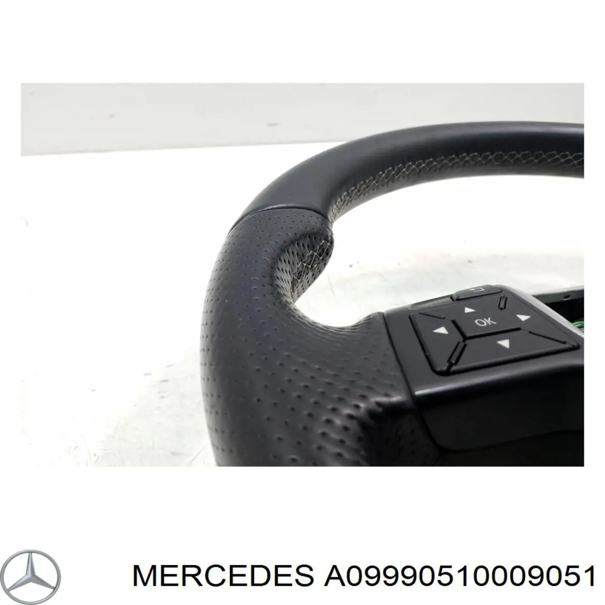 Блок кнопочных переключателей рулевого колеса A0999051000 Mercedes