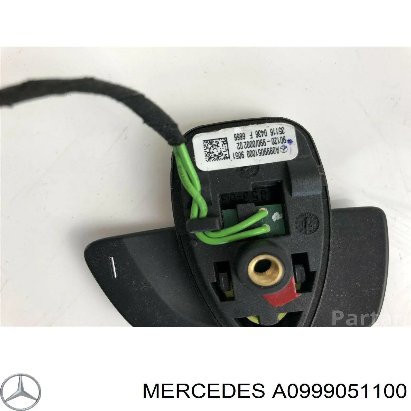Блок кнопочных переключателей рулевого колеса A09990511009107 Mercedes
