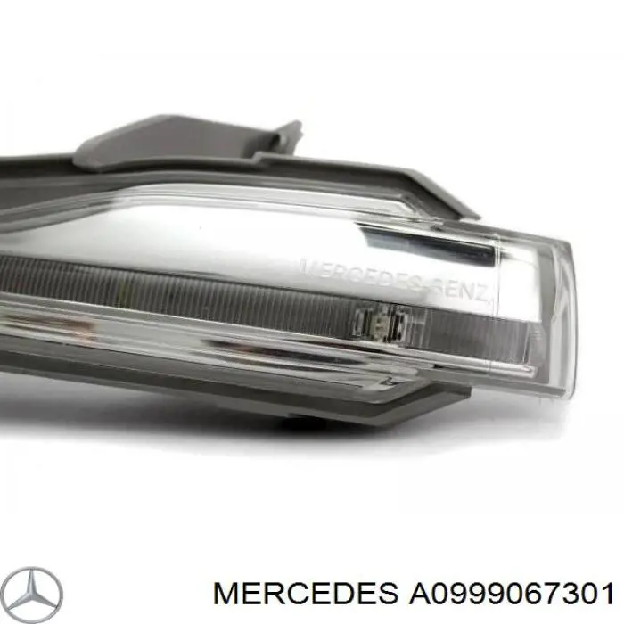 Указатель поворота зеркала, левый на Mercedes GLC (C253)