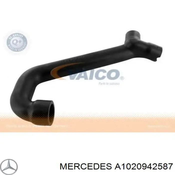 A1020942587 Mercedes патрубок вентиляции картера (маслоотделителя)