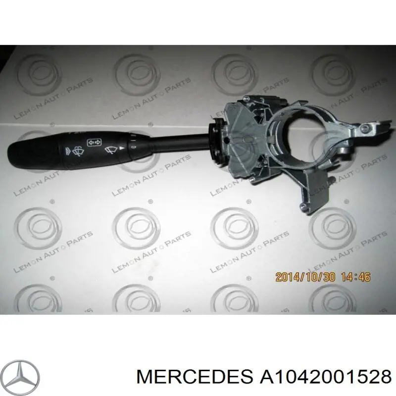 Кронштейн натяжителя приводного ремня A1042001528 Mercedes