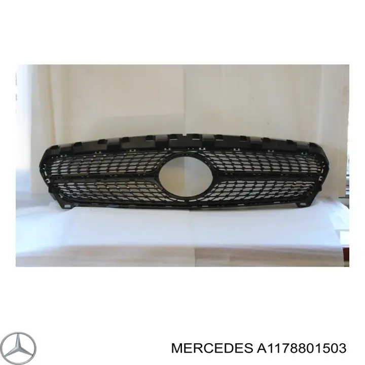 Решетка радиатора 1178801503 Mercedes