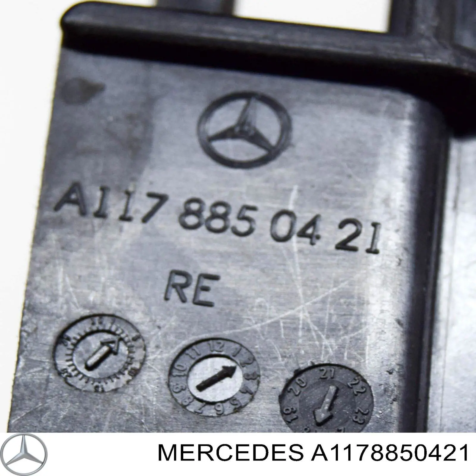 Купить A1178850421 Mercedes Кронштейн бампера заднего внешний правый