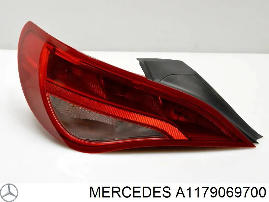 A1179069700 Mercedes lanterna traseira esquerda