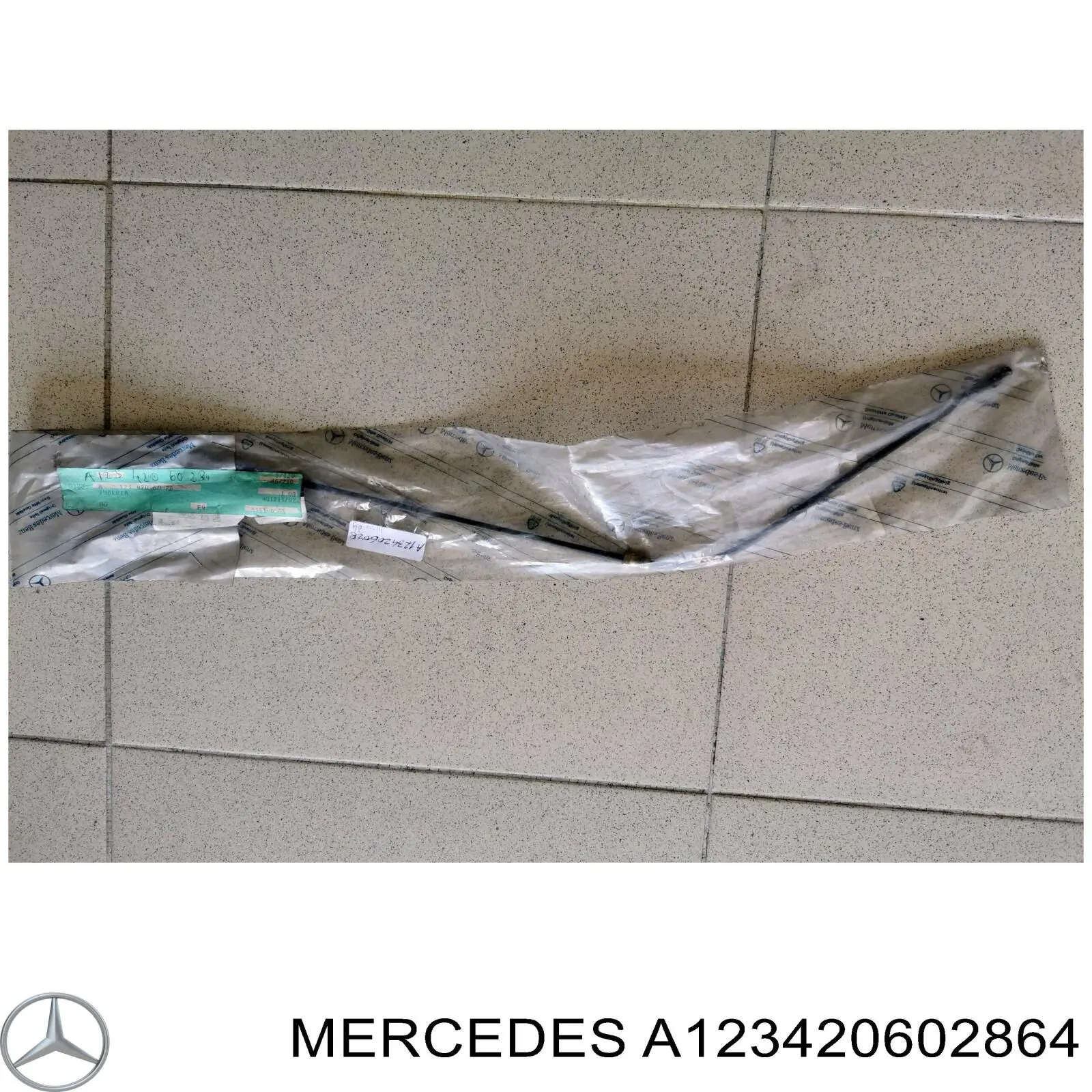 A1234206028 Mercedes 