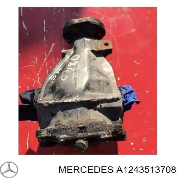 Купить R1243513008 Mercedes Крышка редуктора заднего