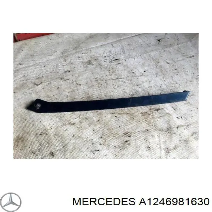 Накладка стойки кузова внешняя задняя правая Mercedes A1246981630