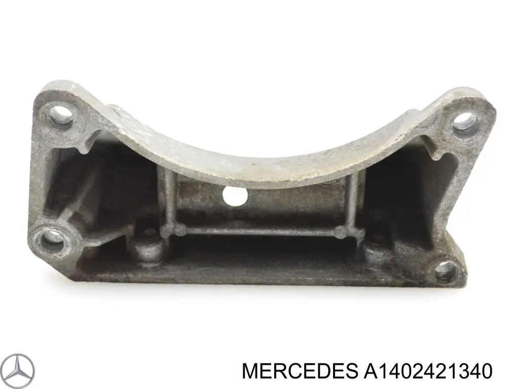 Кронштейн подушки КПП A7202420040 Mercedes