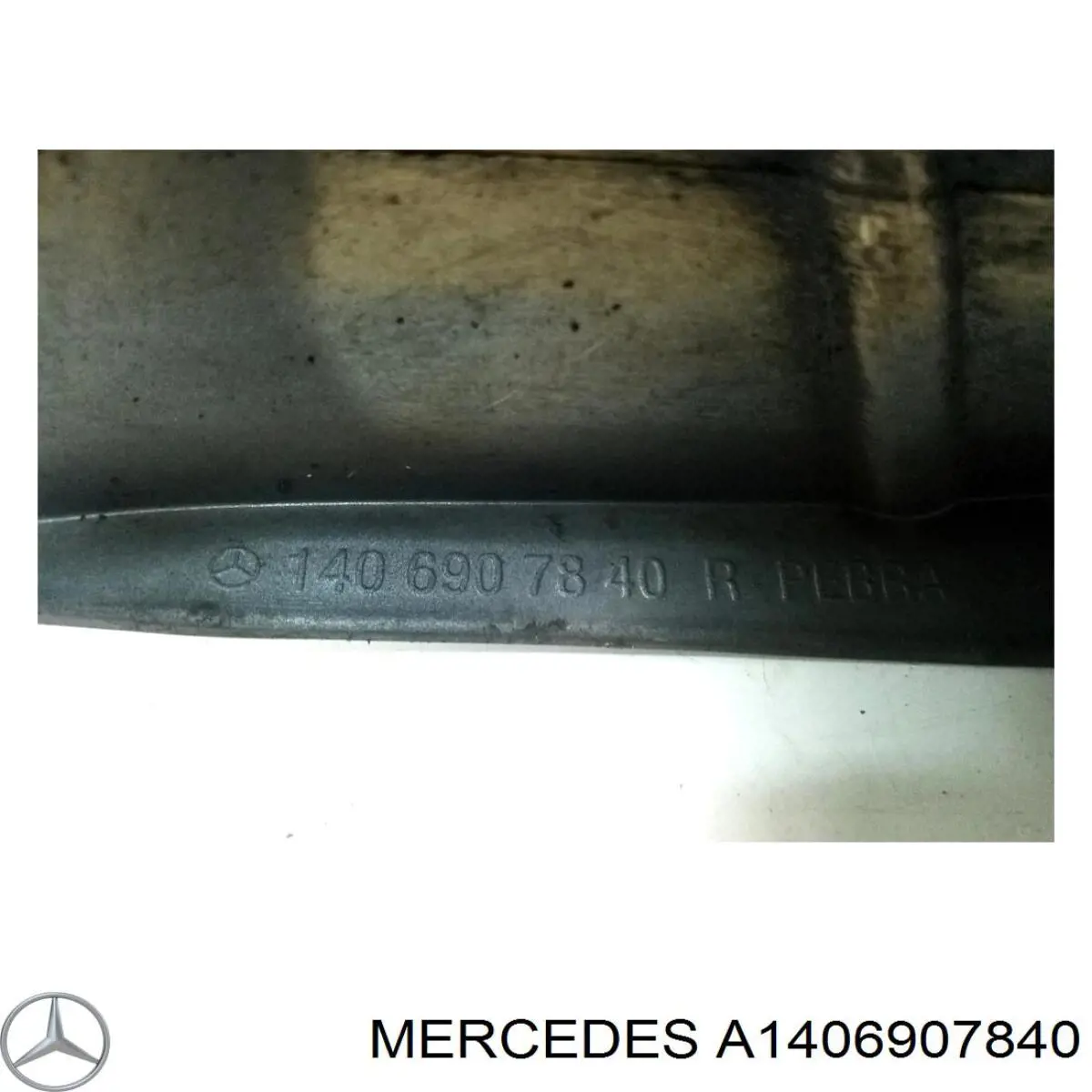 Накладка крыла заднего правого Mercedes A1406907840 цена, от 25.34 USD