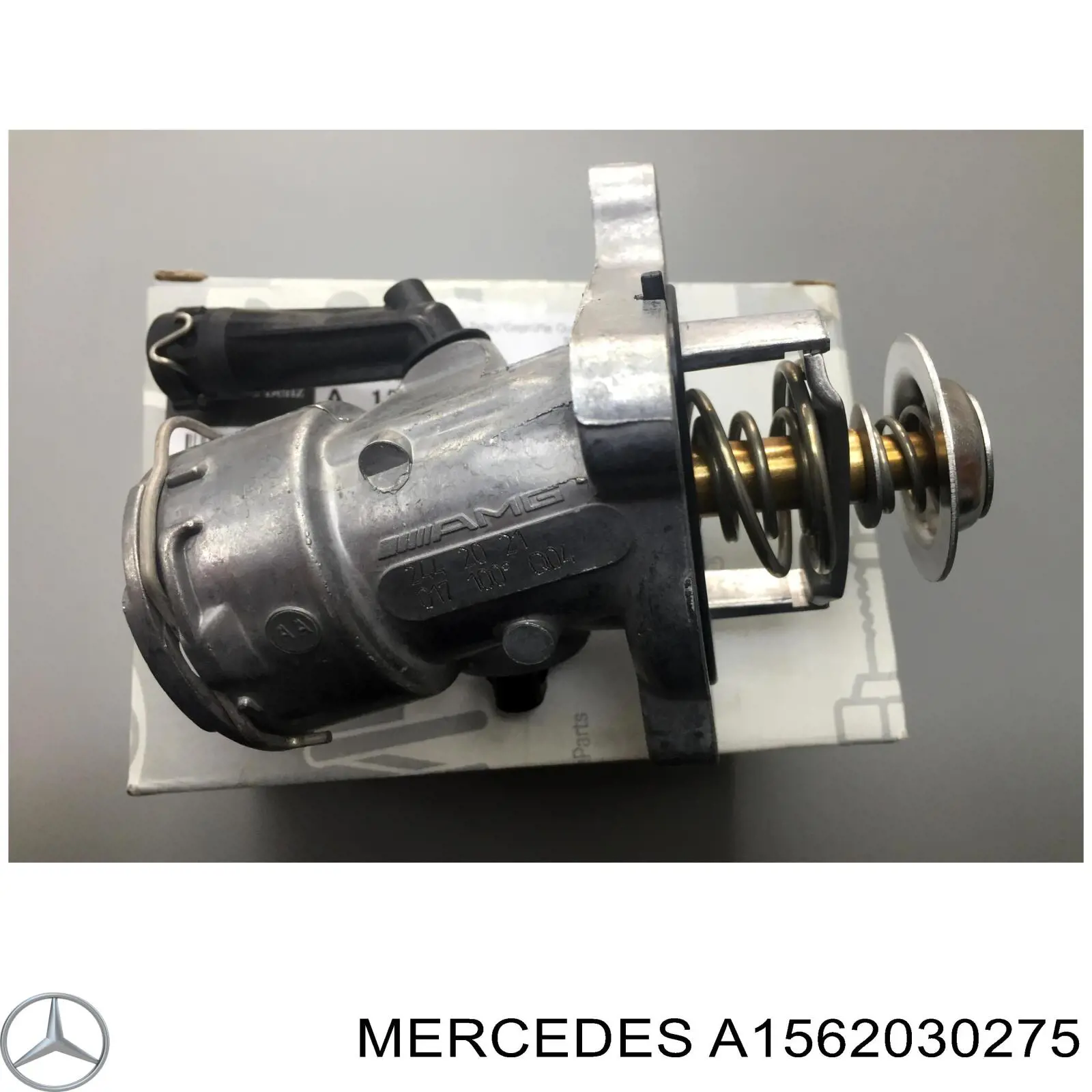 1562030475 Mercedes термостат