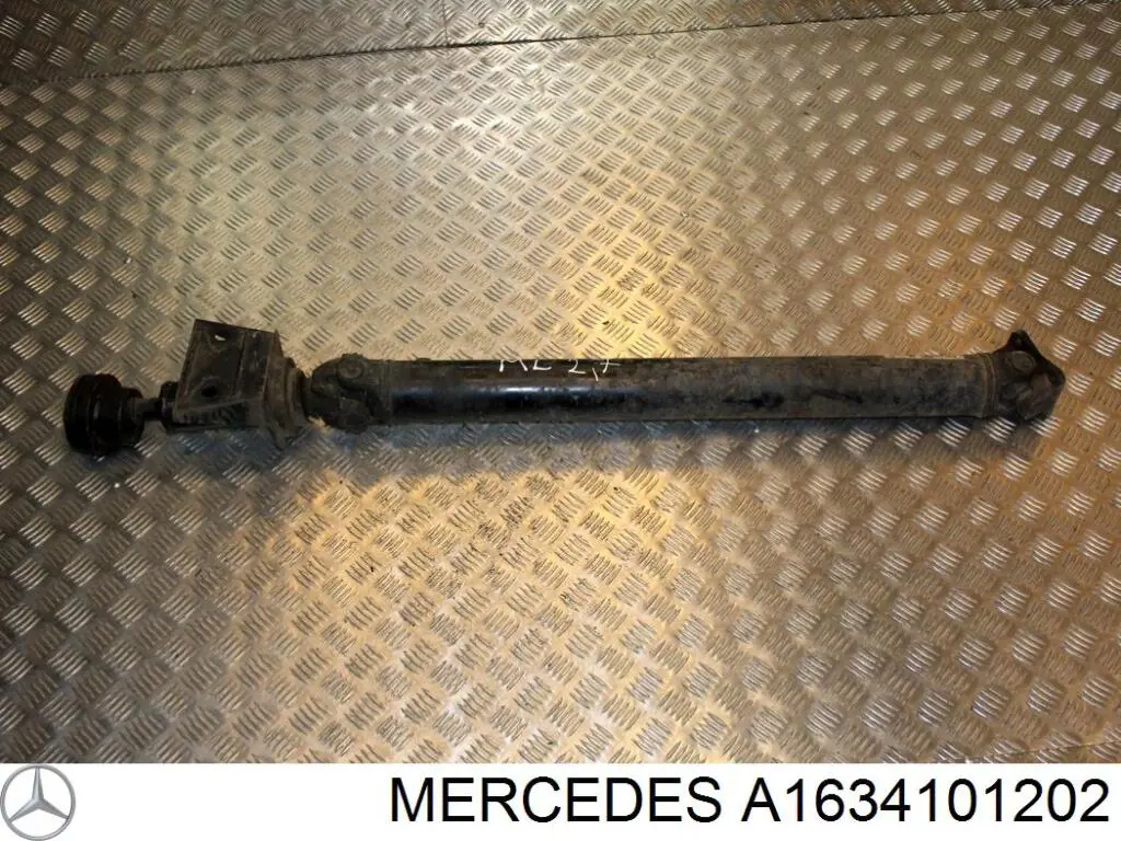 A1634101202 Mercedes junta universal traseira montada