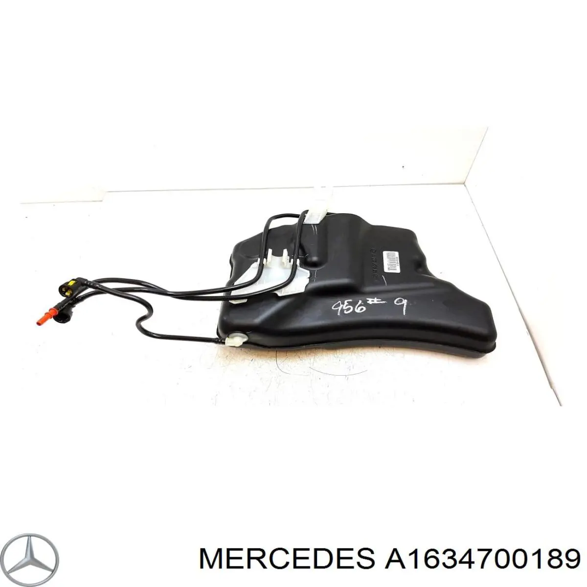 1634700189 Mercedes 