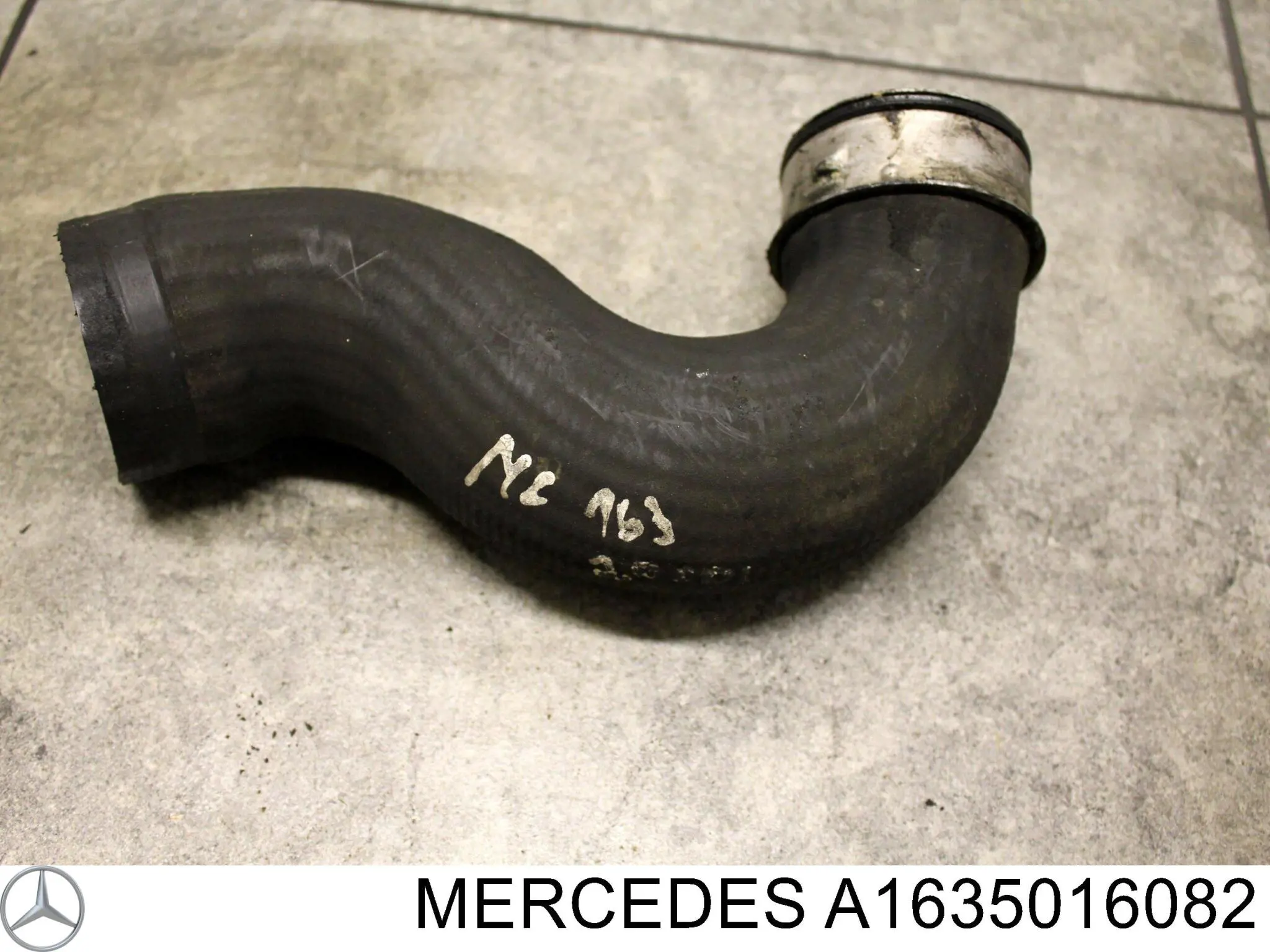 A1635016082 Mercedes mangueira (cano derivado direita de intercooler)