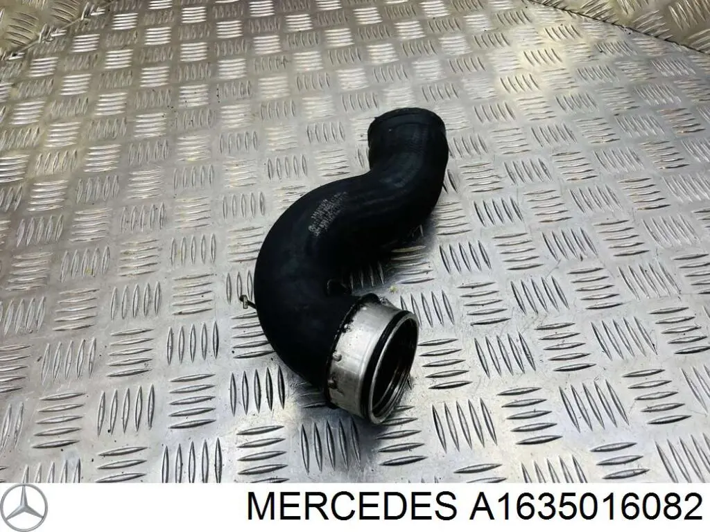 Шланг/патрубок интеркуллера Mercedes 1635011982 цена, от 28.21 USD