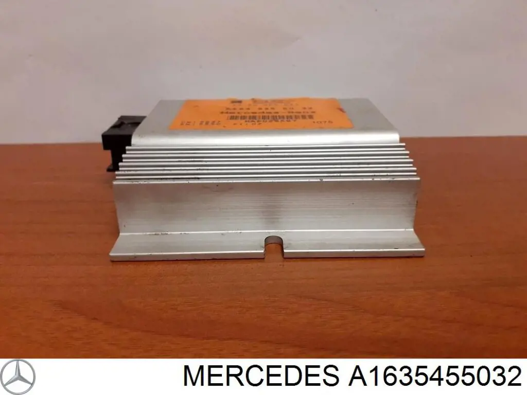 Блок управления раздаткой A1635455032 Mercedes