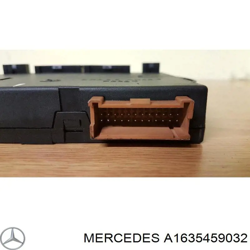 Купить A1635459032 Mercedes Регулятор оборотов вентилятора
