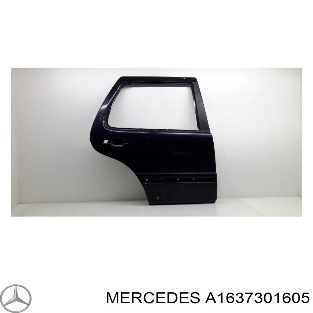 Дверь задняя правая A1637301605 Mercedes