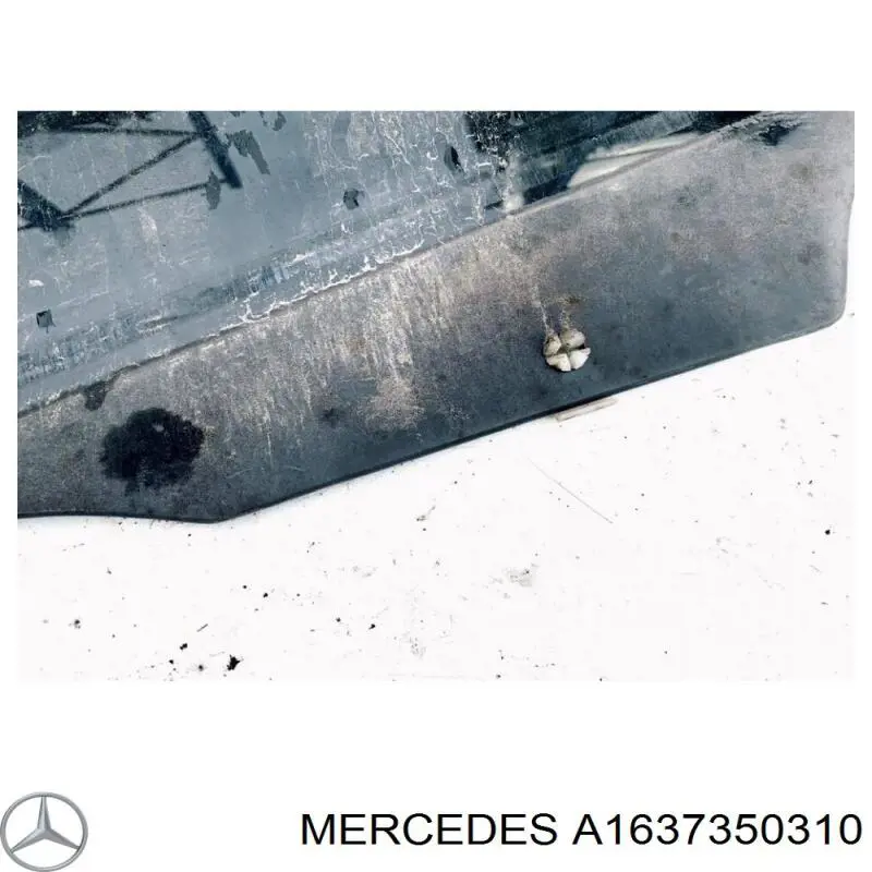 Стекло двери задней левой 1637350310 Mercedes