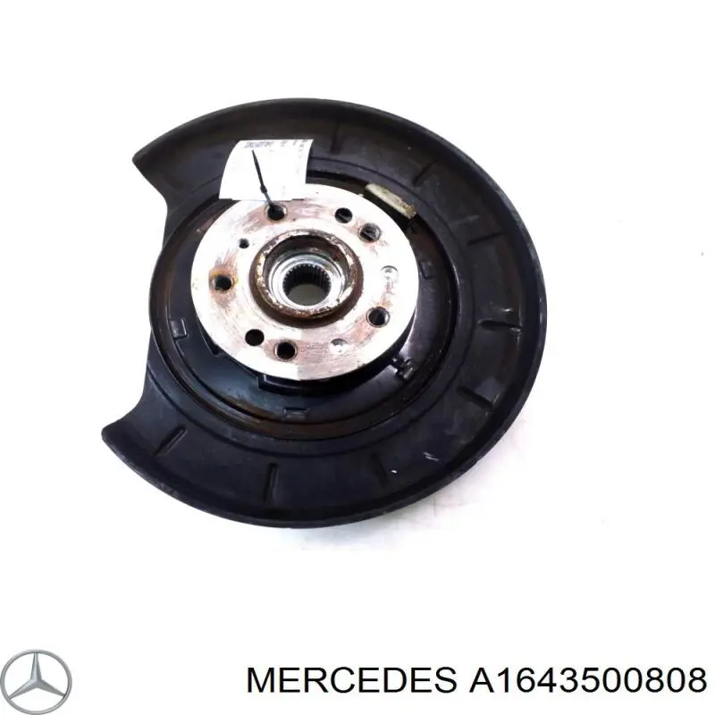 Цапфа задняя правая 1643500808 Mercedes