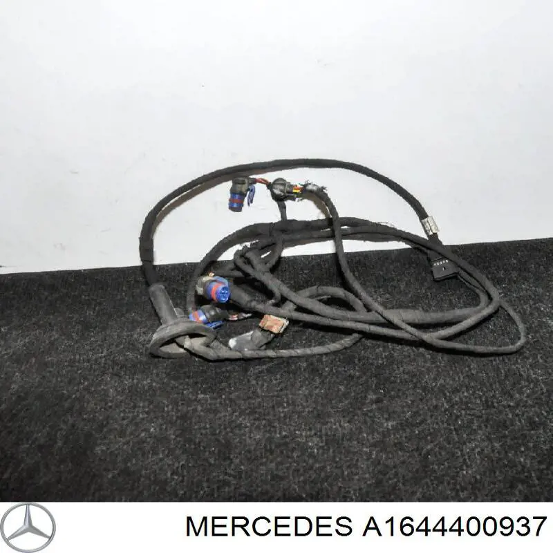 Проводка парктроника переднего Mercedes A1644400937
