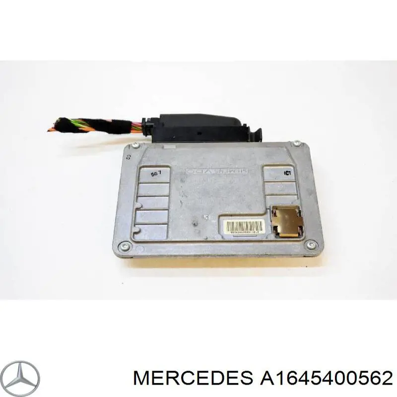 1645400562 Mercedes 