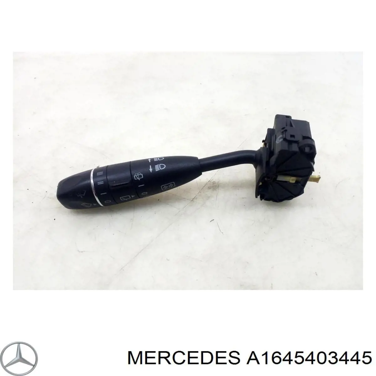 1645403445 Mercedes 