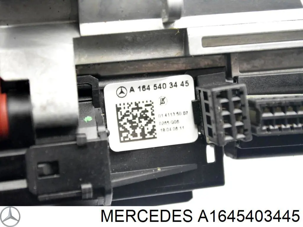  Mercedes 1645403445