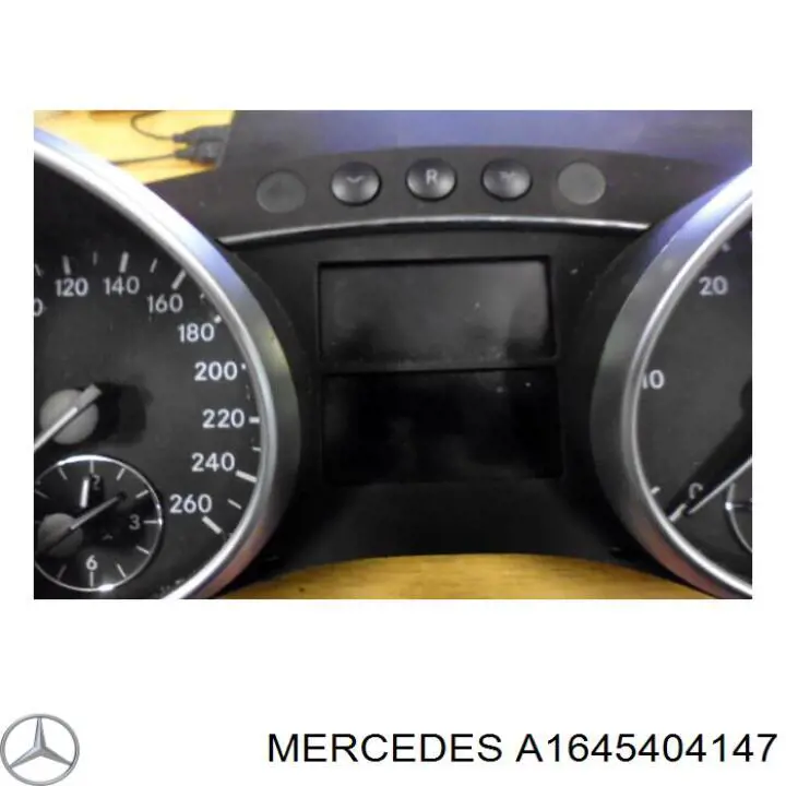 Купить A1645404147 Mercedes Панель приборов