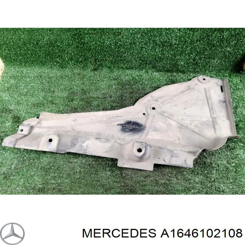 Защита днища левая 1646102108 Mercedes
