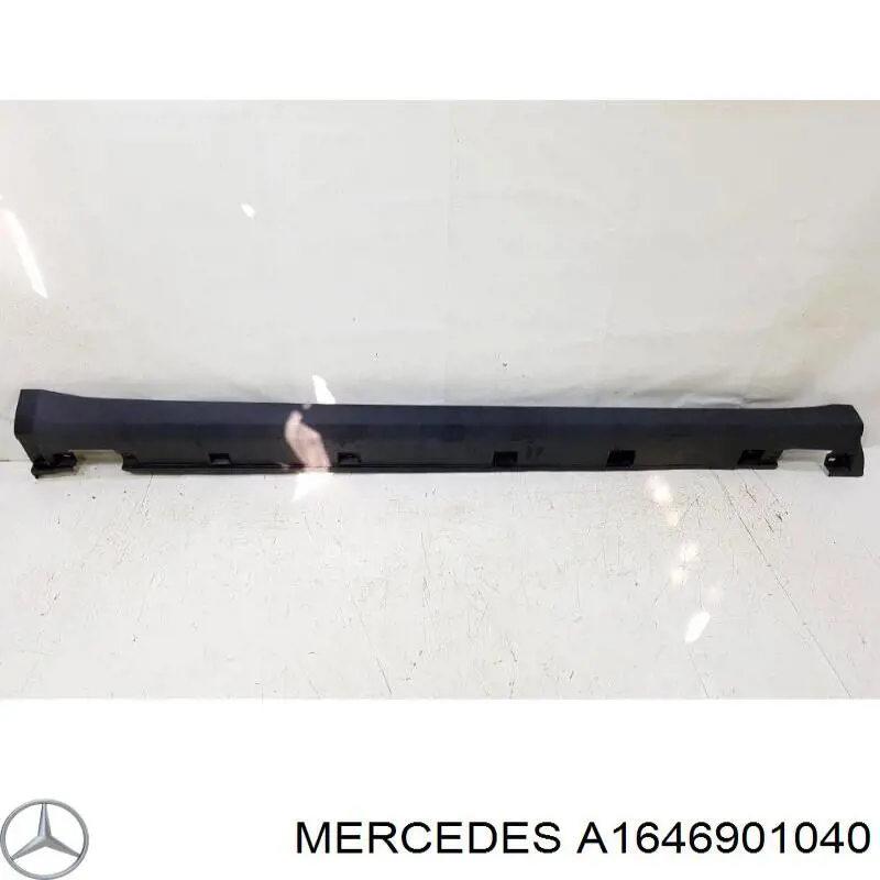 Накладка (молдинг) порога наружная правая на Mercedes GL-Class (X164)