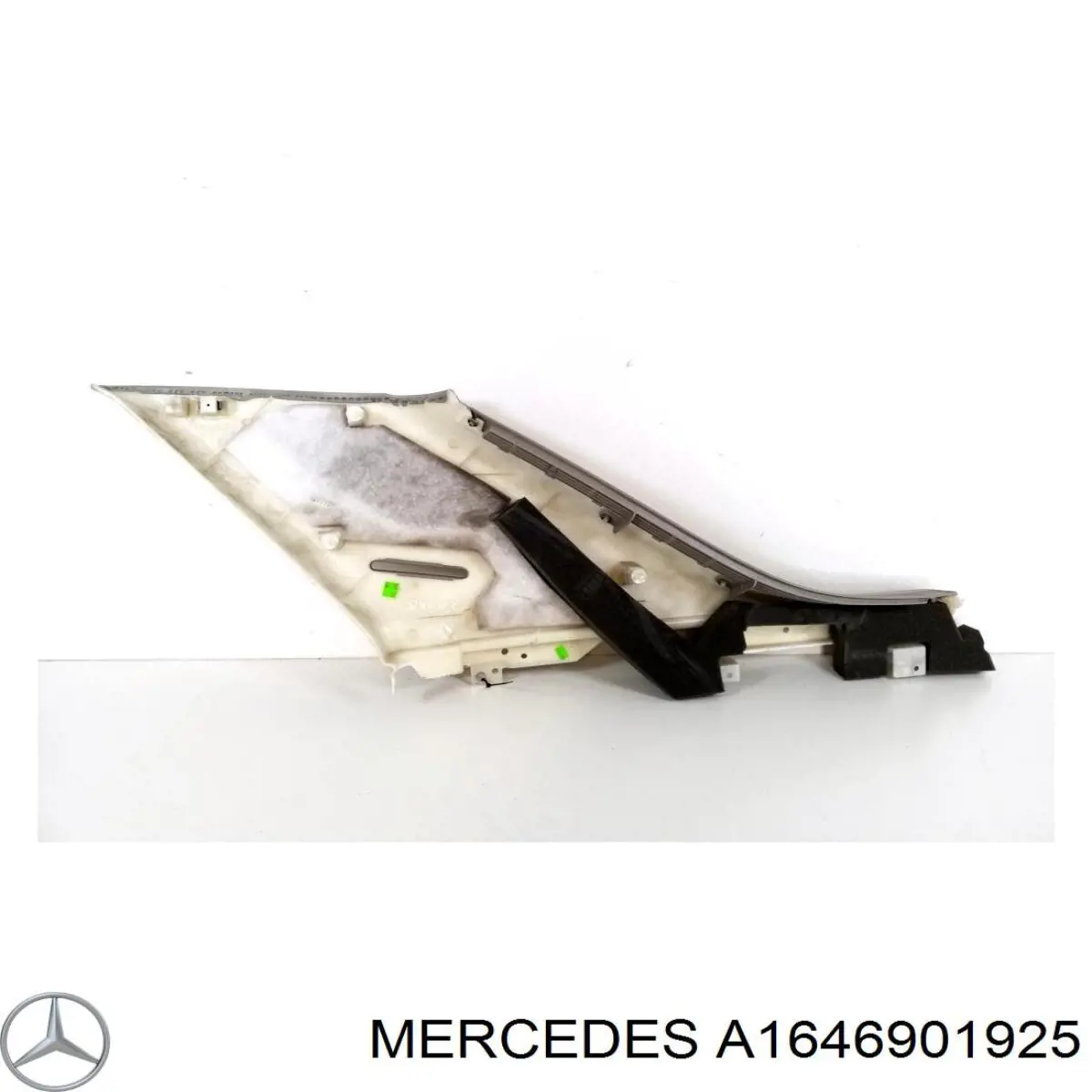  1646901925 Mercedes