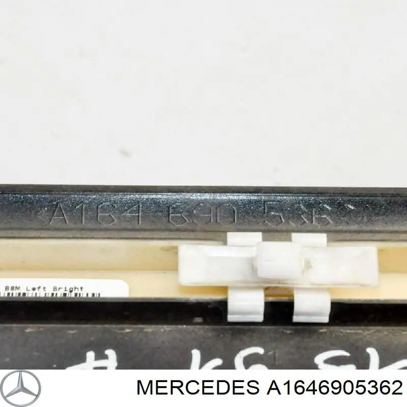 Накладка задней левой двери Mercedes A16469053629775