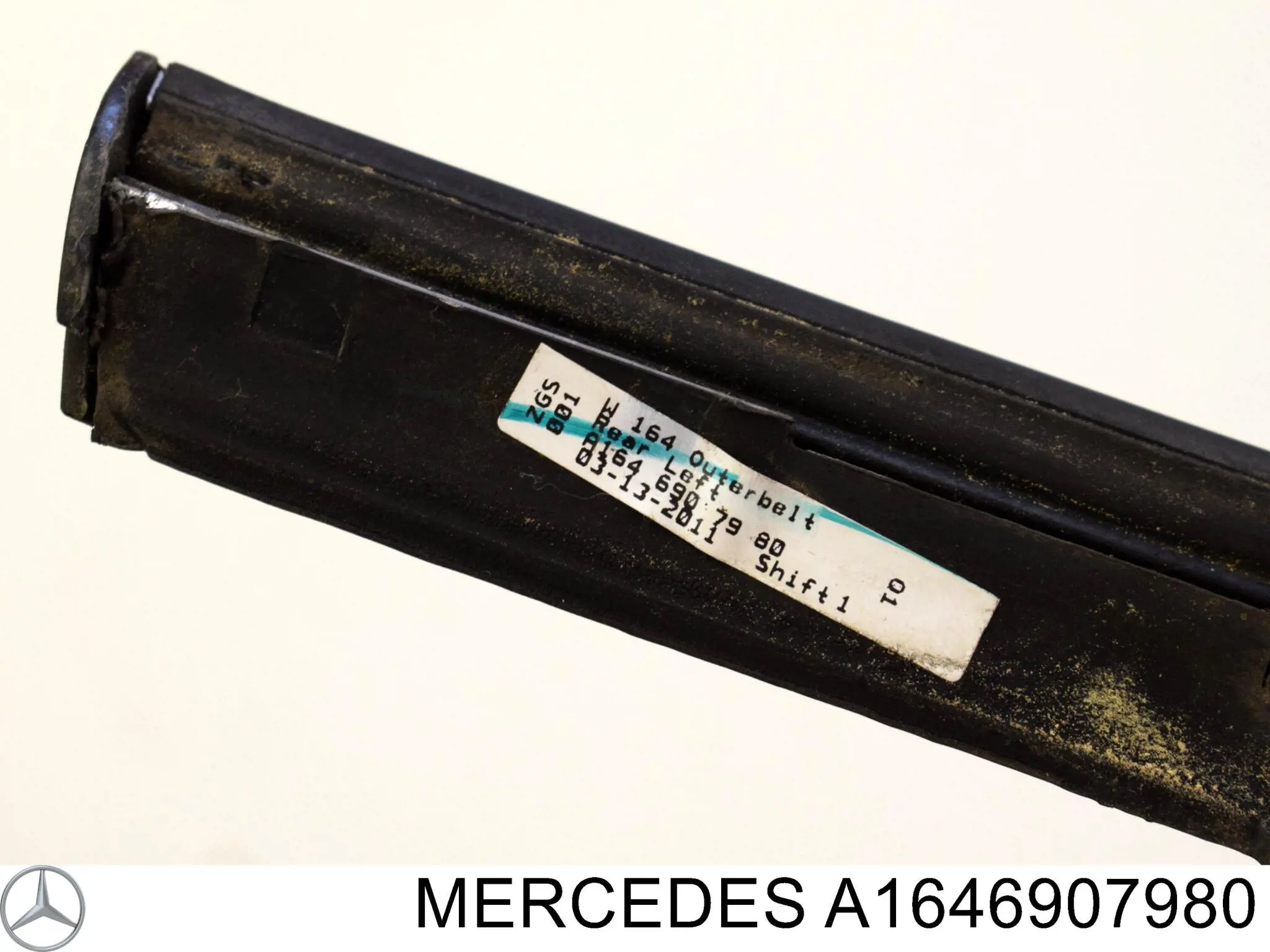 Moldura de vidro deslizante da porta traseira esquerda para Mercedes ML/GLE (W164)