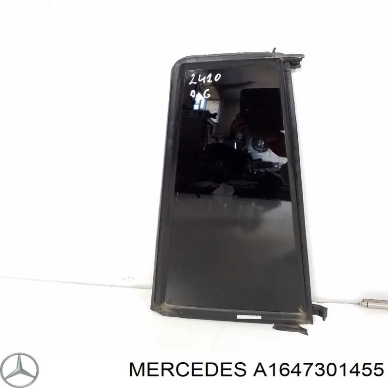 Стекло-форточка двери задней правой A1647301455 Mercedes