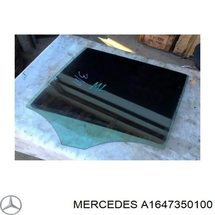 A1647350100 Mercedes Стекло двери задней левой