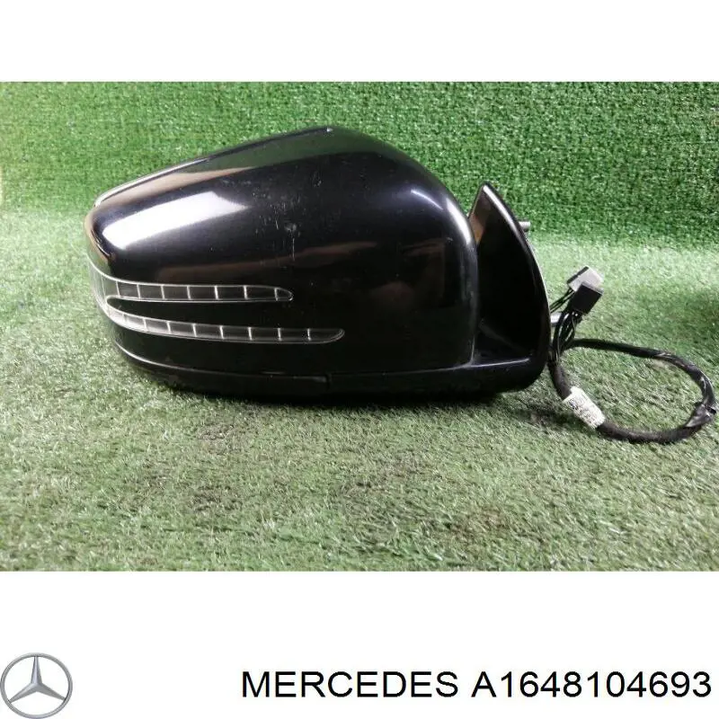 Правое боковое зеркало Mercedes A16481046939792