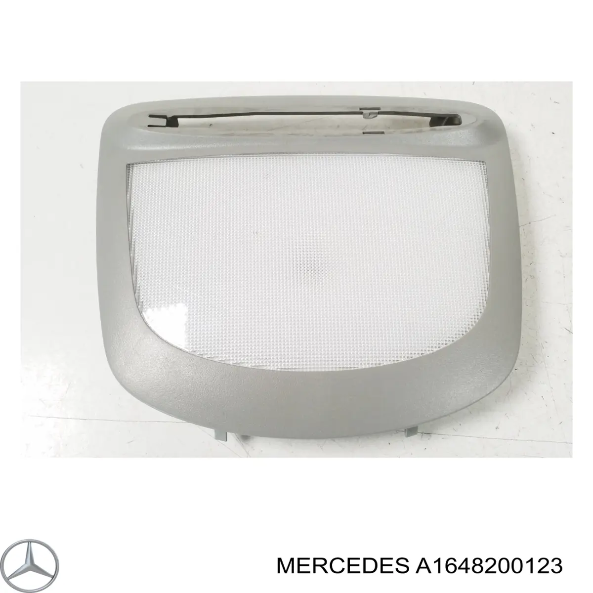 Плафон освещения салона (кабины) задний Mercedes 1648200123 цена, от 6.39 USD