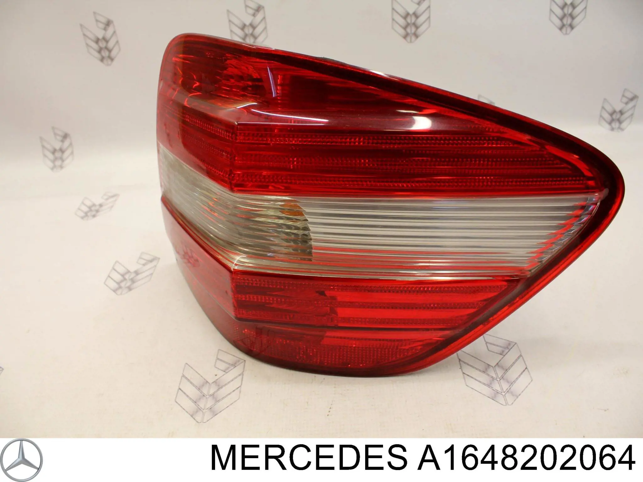 Фонарь задний правый Mercedes A1648202064 цена, от 63.35 USD