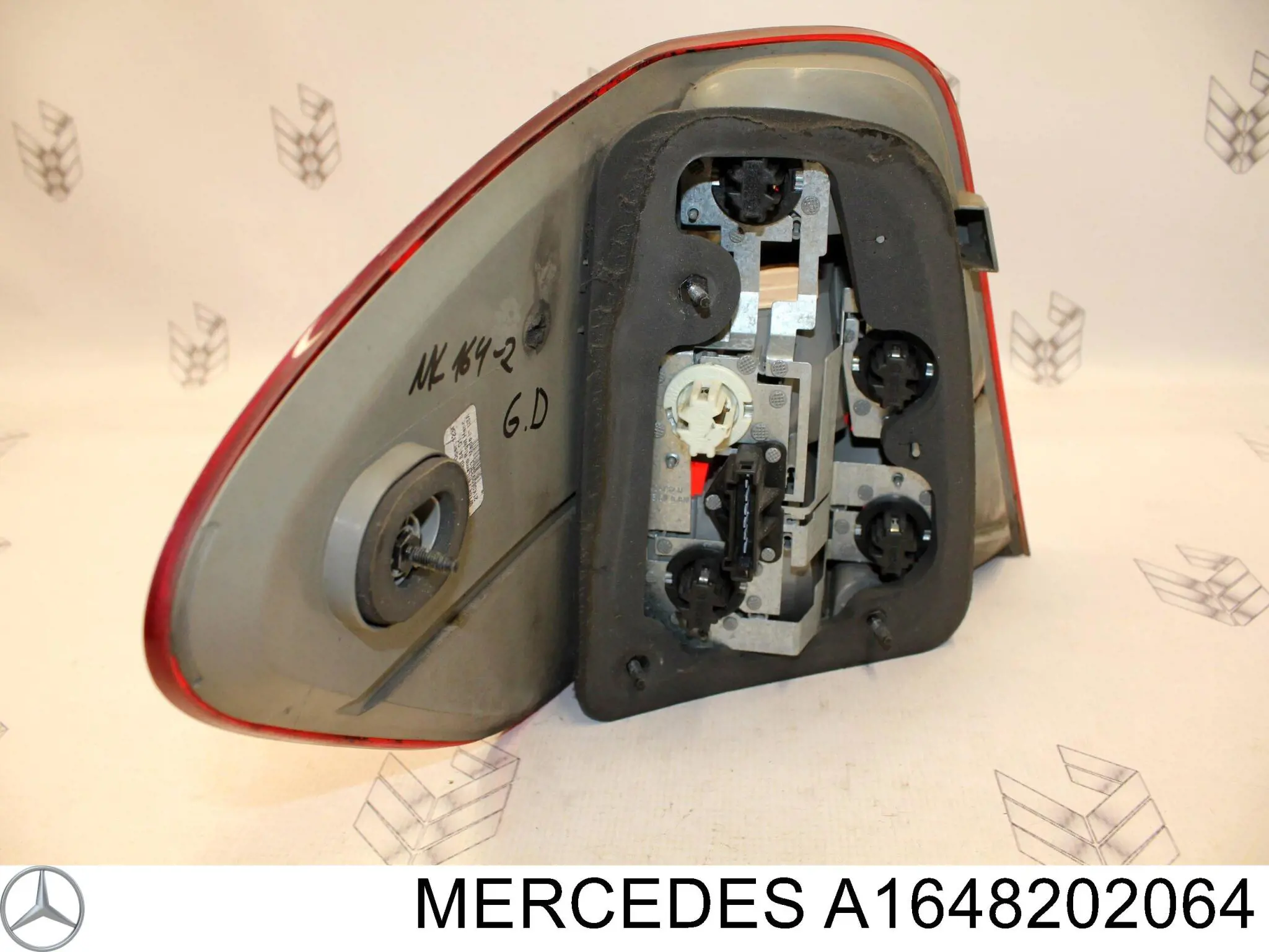 A1648202064 Mercedes lanterna traseira direita