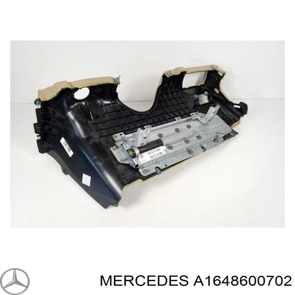 1648600702 Mercedes 