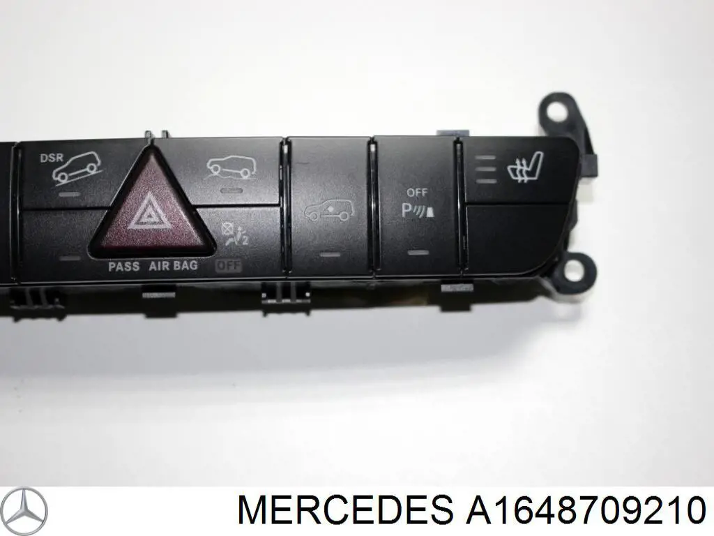 1648709210 Mercedes 