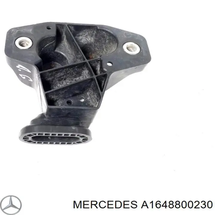 1648800230 Mercedes 