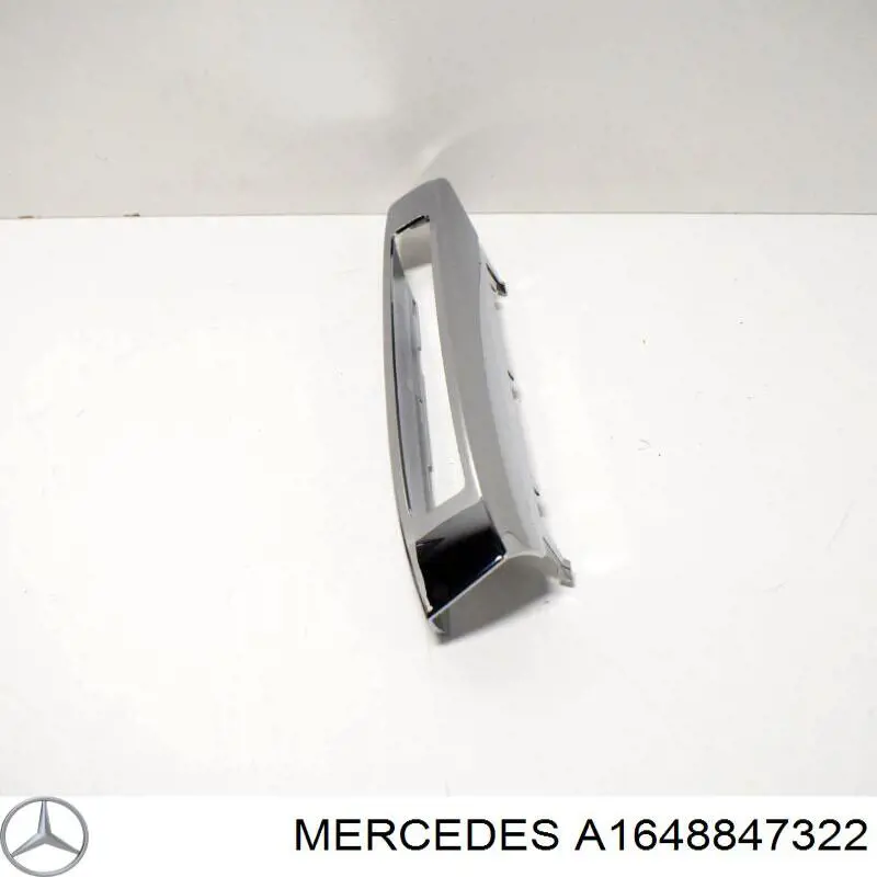 A1648847322 Mercedes