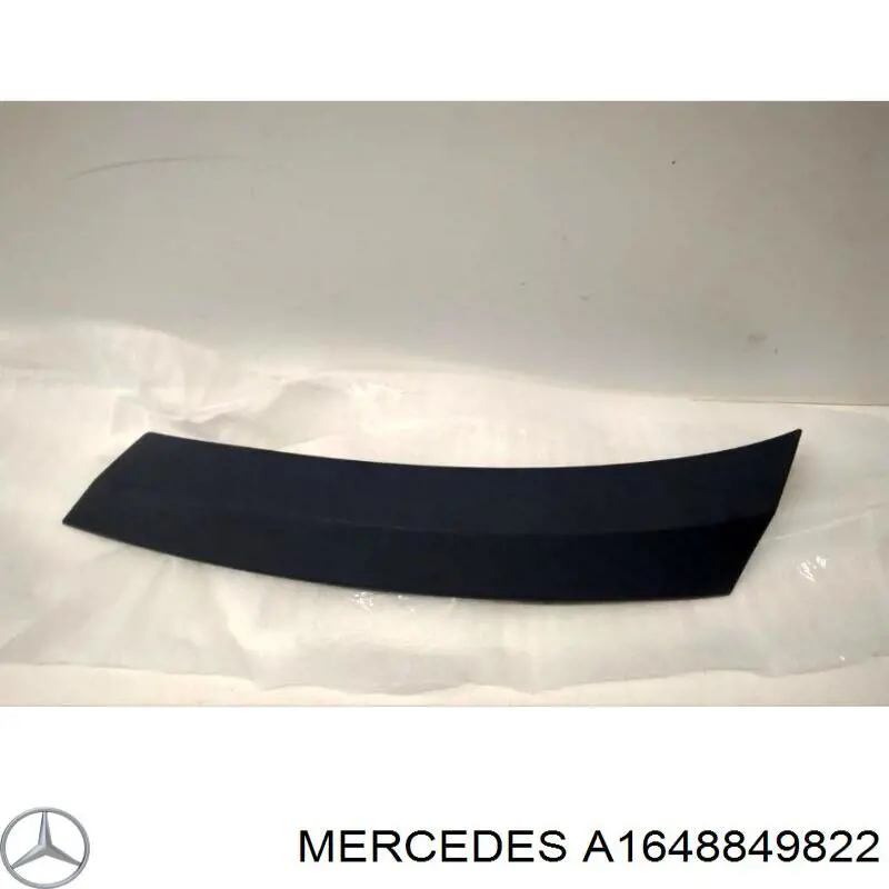 A1648849822 Mercedes
