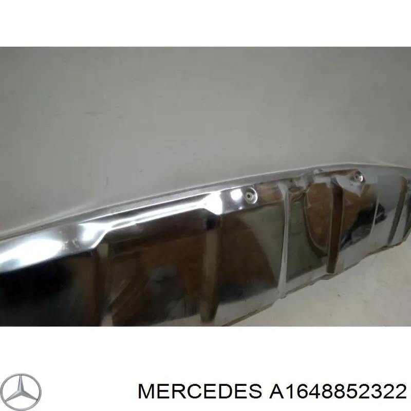 Купить 1648852322 Mercedes Накладка бампера заднего